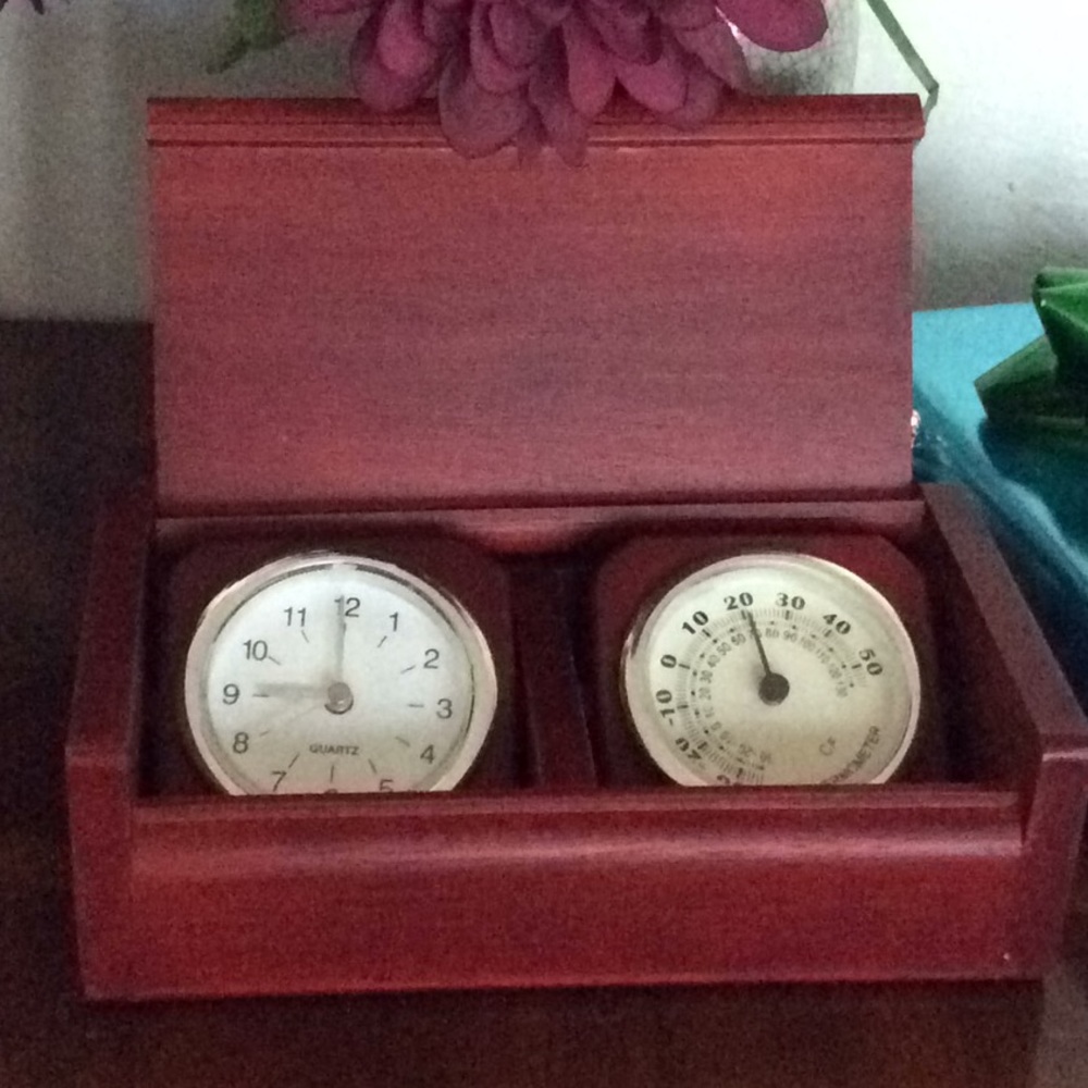 Clock box